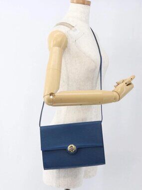 LOUIS VUITTON Epi Pochette Arche Shoulder Bag Blue M52575 LV Auth ka2567